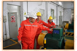 華謀咨詢?yōu)槟常ǜ劭谛袠I(yè)）公司進行現(xiàn)場6S輔導